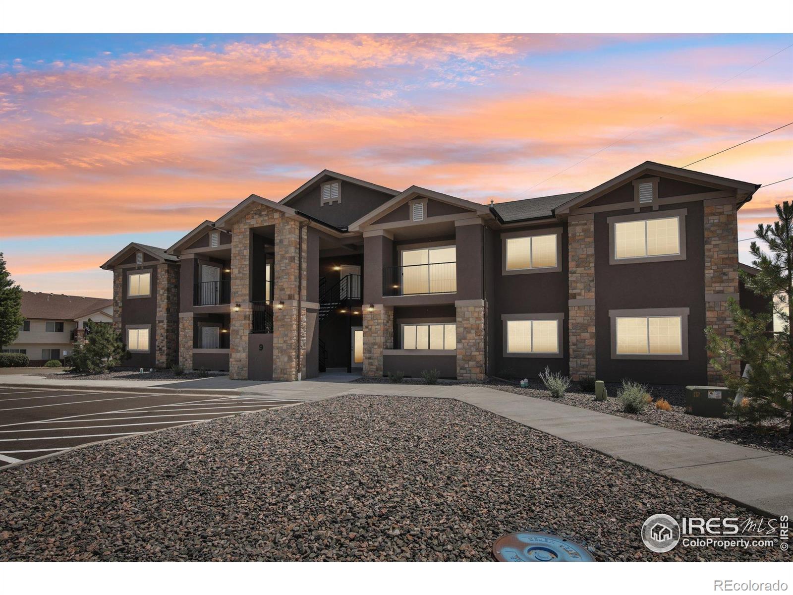 MLS Image #2 for 875 e 78th avenue,denver, Colorado