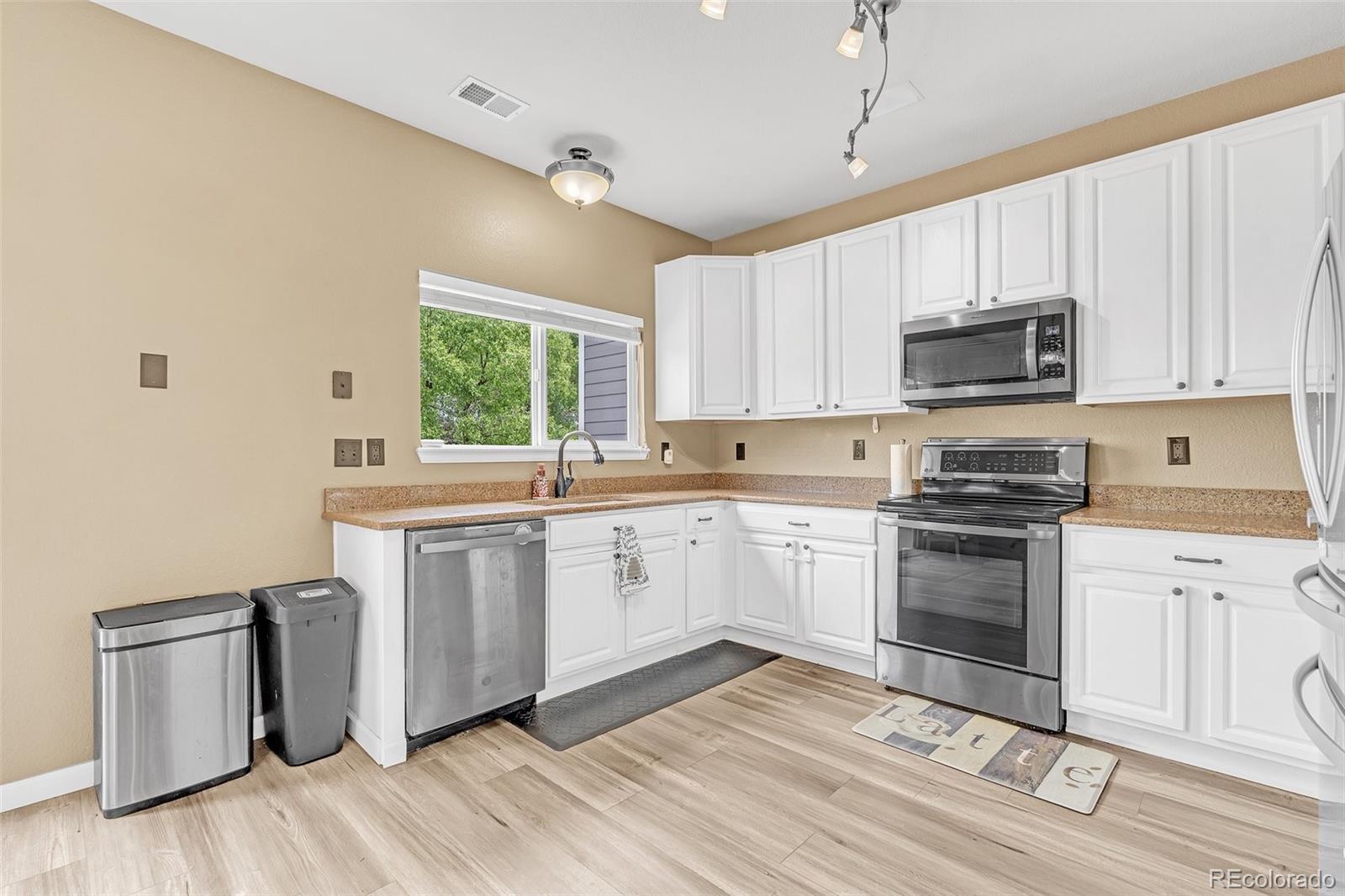 MLS Image #7 for 19463 e hollow creek drive,parker, Colorado