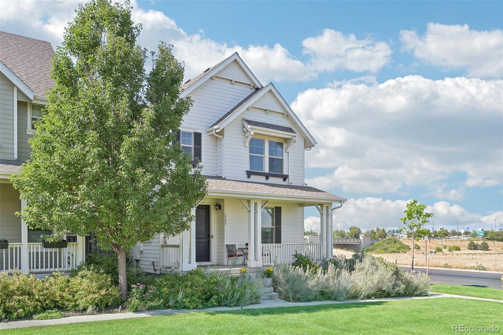 MLS Image #25 for 7902 e 49th place,denver, Colorado