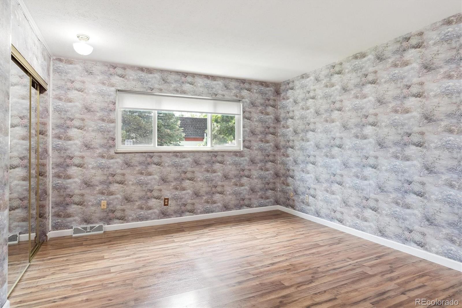 MLS Image #11 for 6400 e mississippi avenue,denver, Colorado