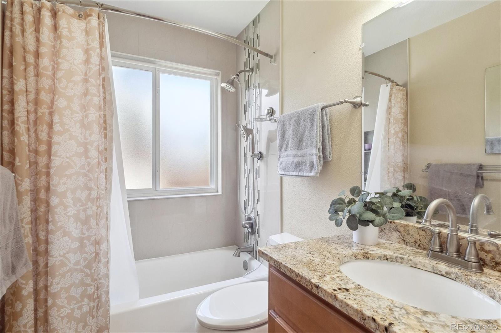MLS Image #14 for 6400 e mississippi avenue,denver, Colorado