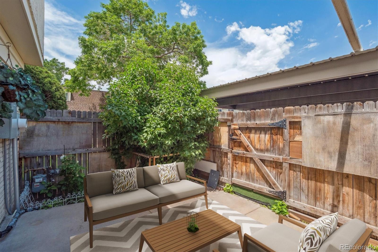 MLS Image #4 for 6400 e mississippi avenue,denver, Colorado