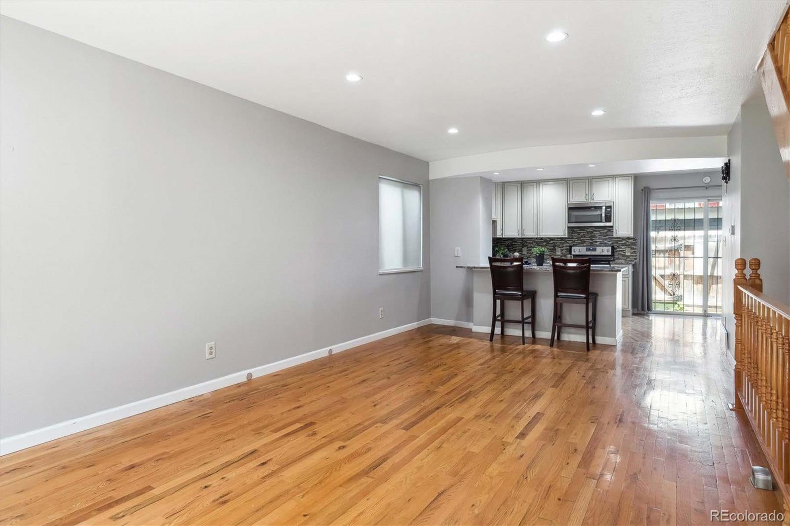 MLS Image #5 for 6400 e mississippi avenue,denver, Colorado