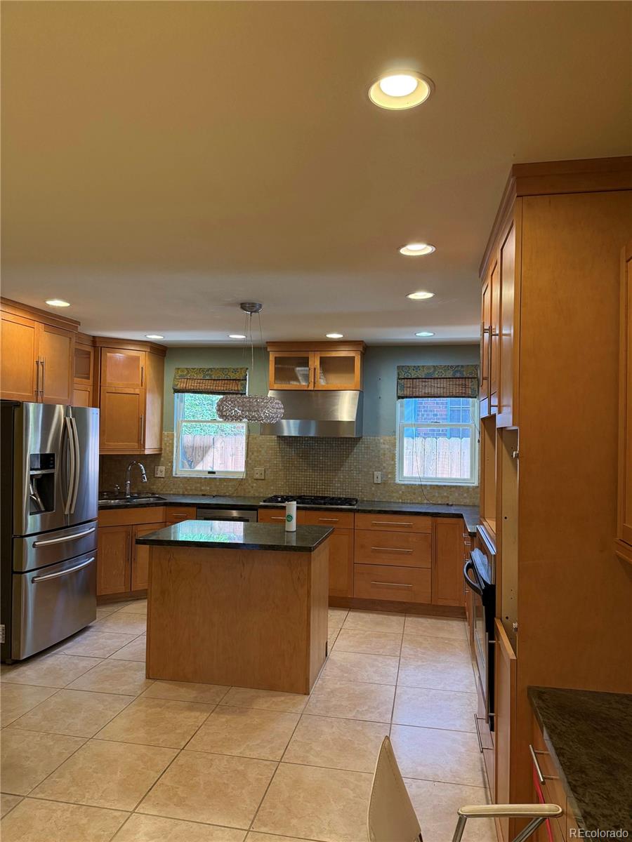 MLS Image #15 for 6375 e 6th avenue parkway,denver, Colorado