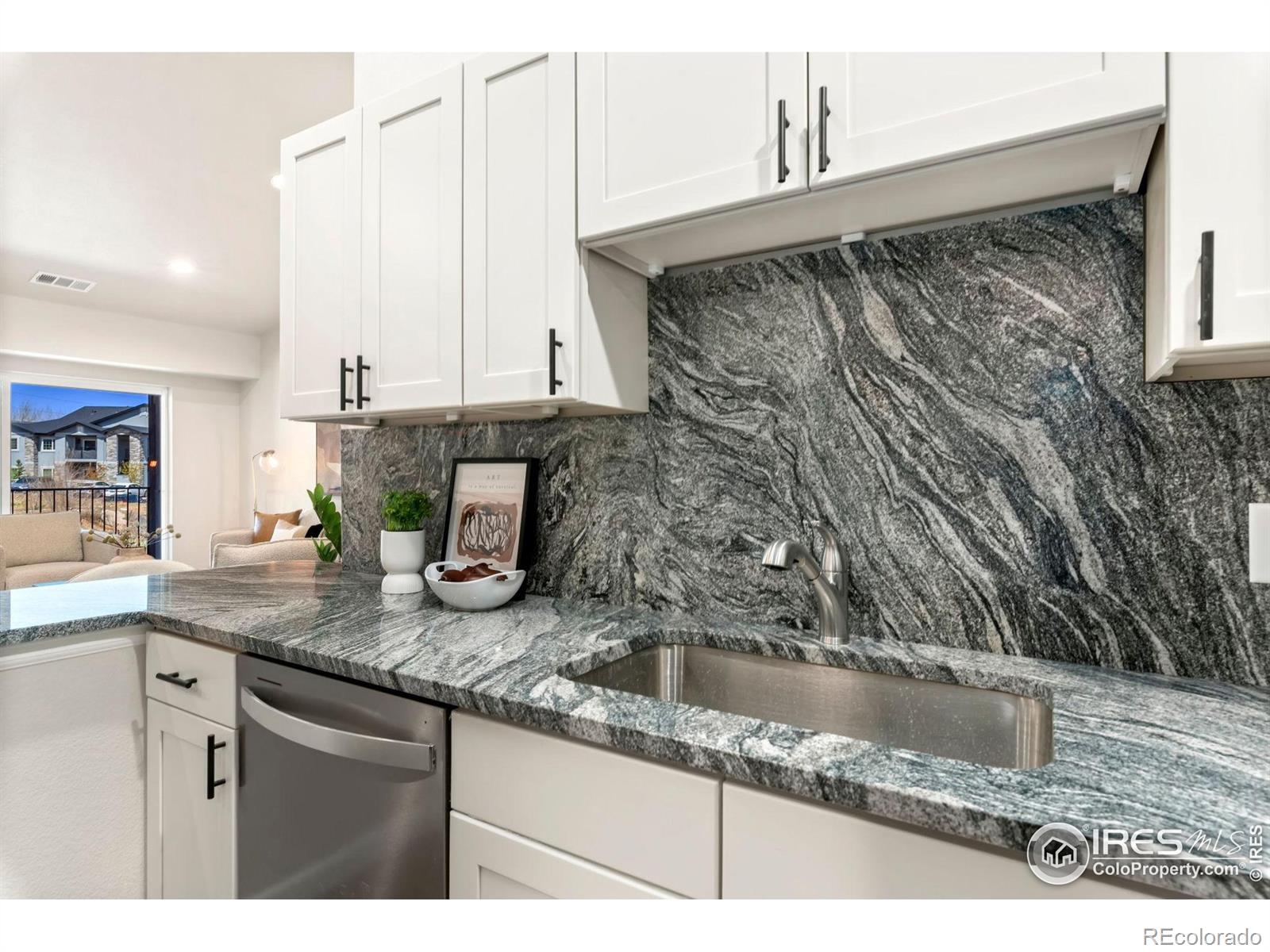 MLS Image #16 for 875 e 78th avenue,denver, Colorado