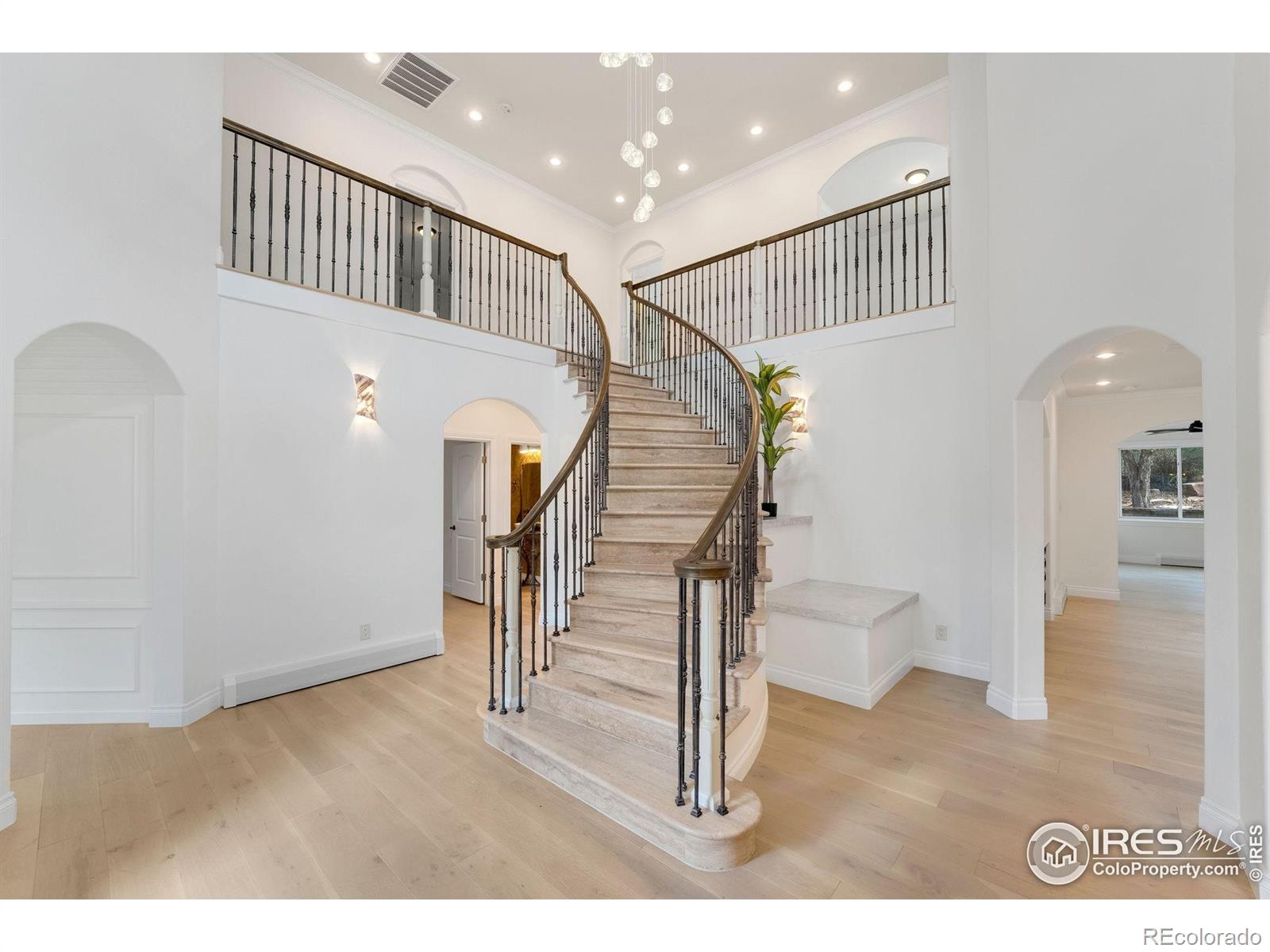 MLS Image #5 for 2111 e alameda avenue,denver, Colorado