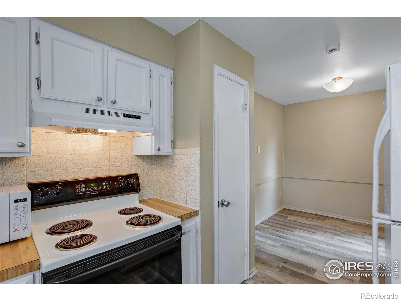 MLS Image #10 for 2043  tunis circle,fort collins, Colorado