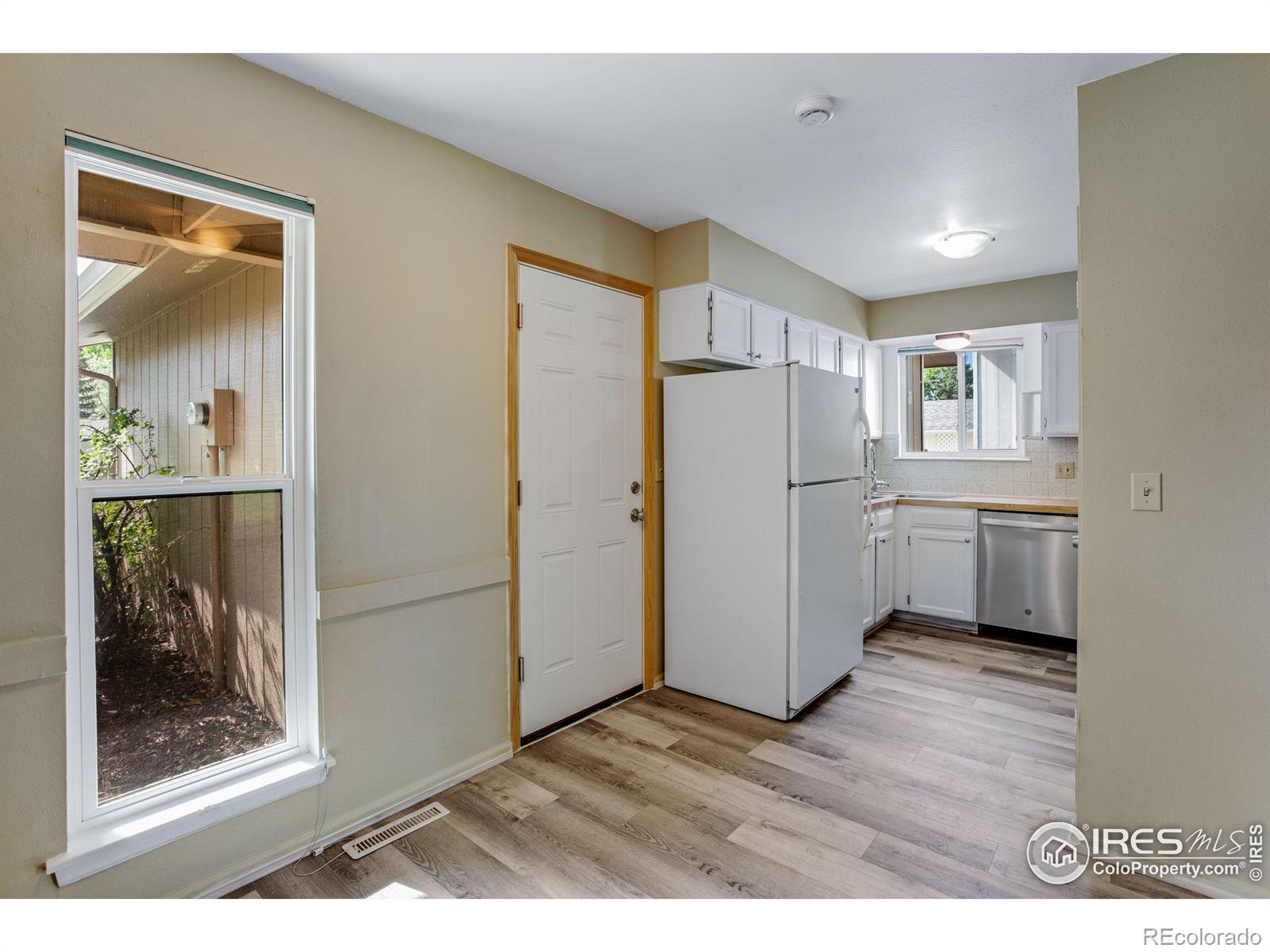 MLS Image #13 for 2043  tunis circle,fort collins, Colorado