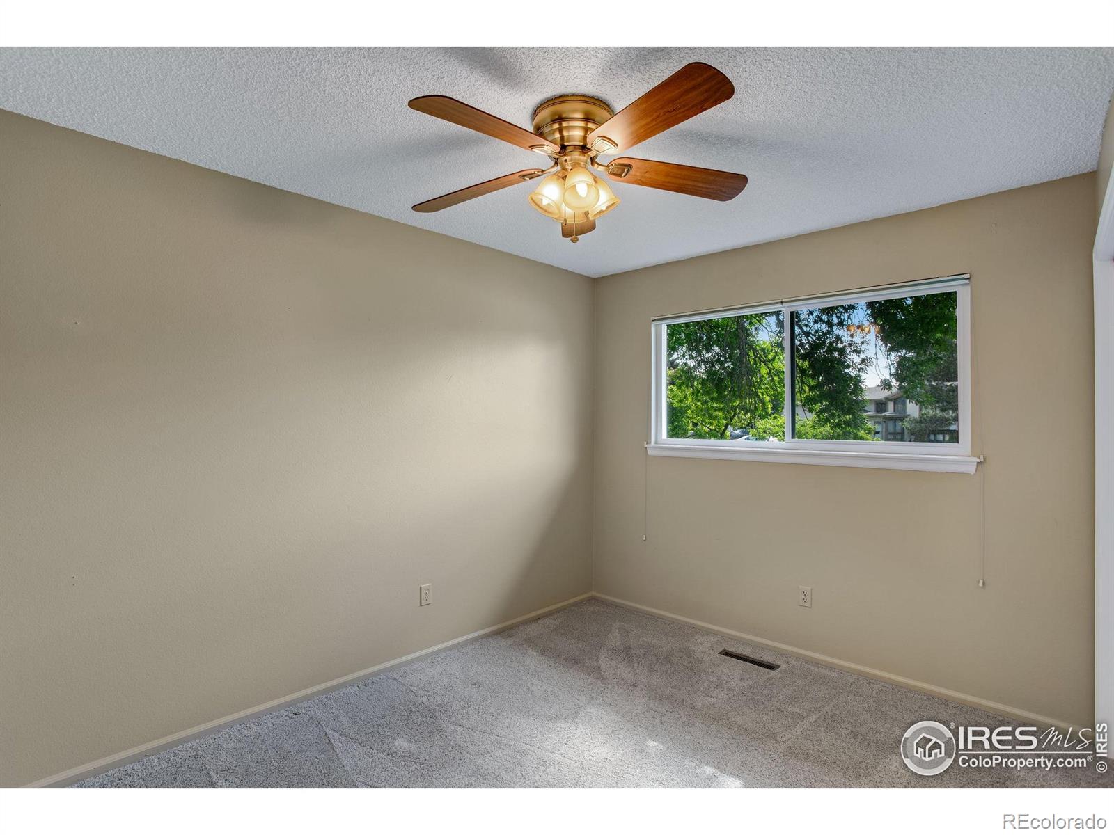 MLS Image #20 for 2043  tunis circle,fort collins, Colorado