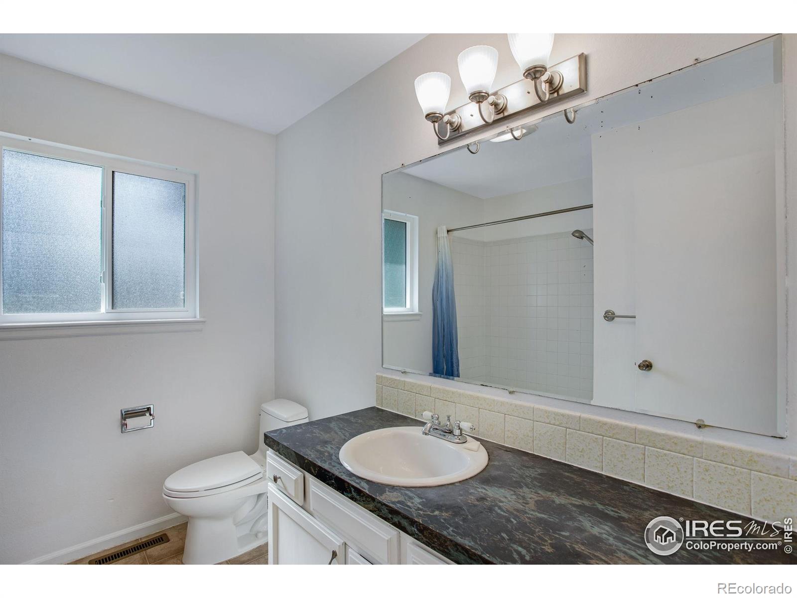 MLS Image #21 for 2043  tunis circle,fort collins, Colorado