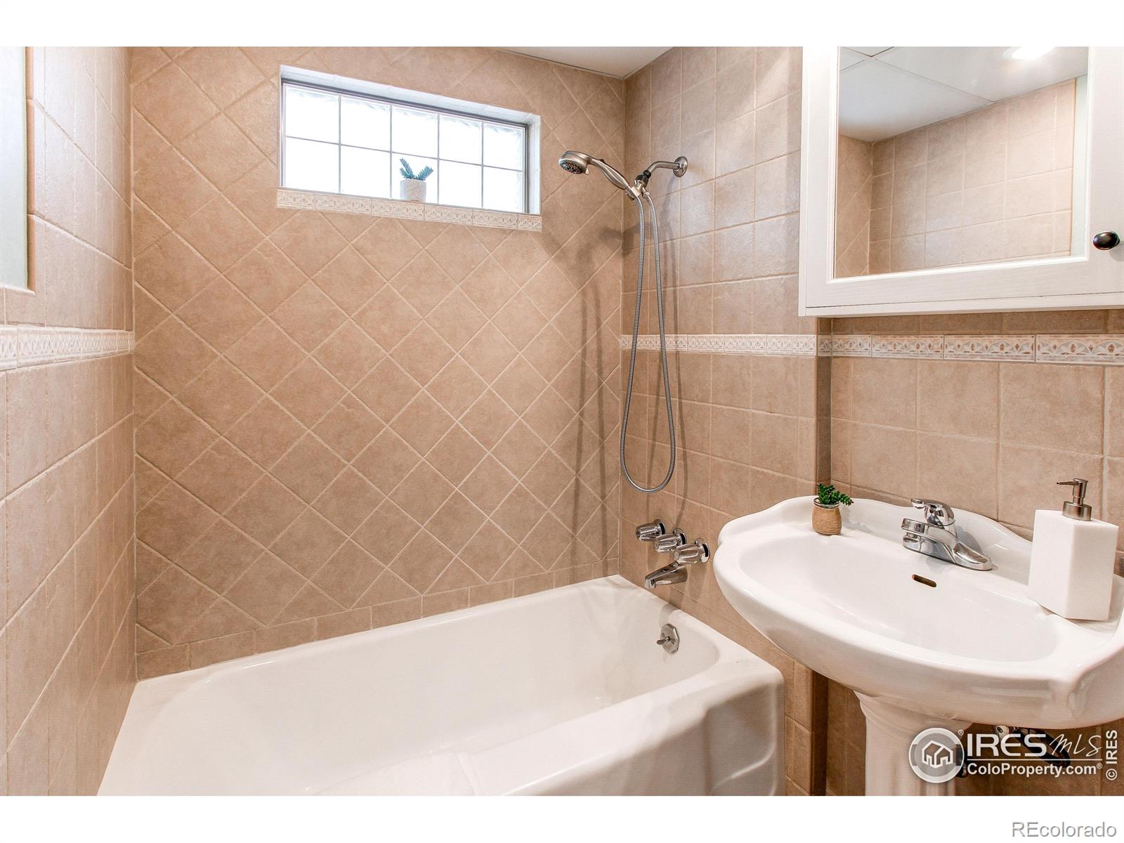 MLS Image #9 for 332 n madison avenue,loveland, Colorado