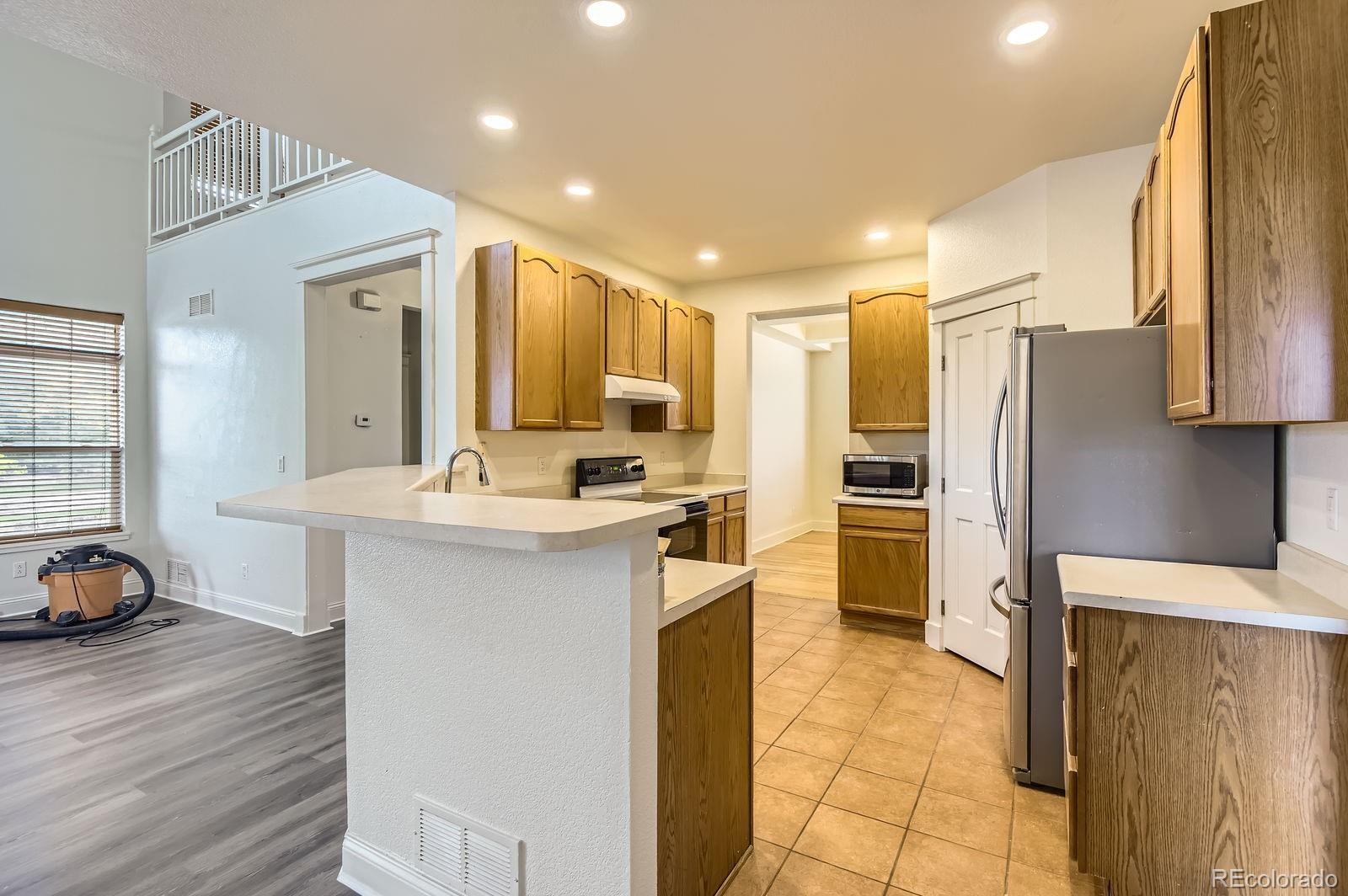 MLS Image #11 for 19259 e caspian place,aurora, Colorado