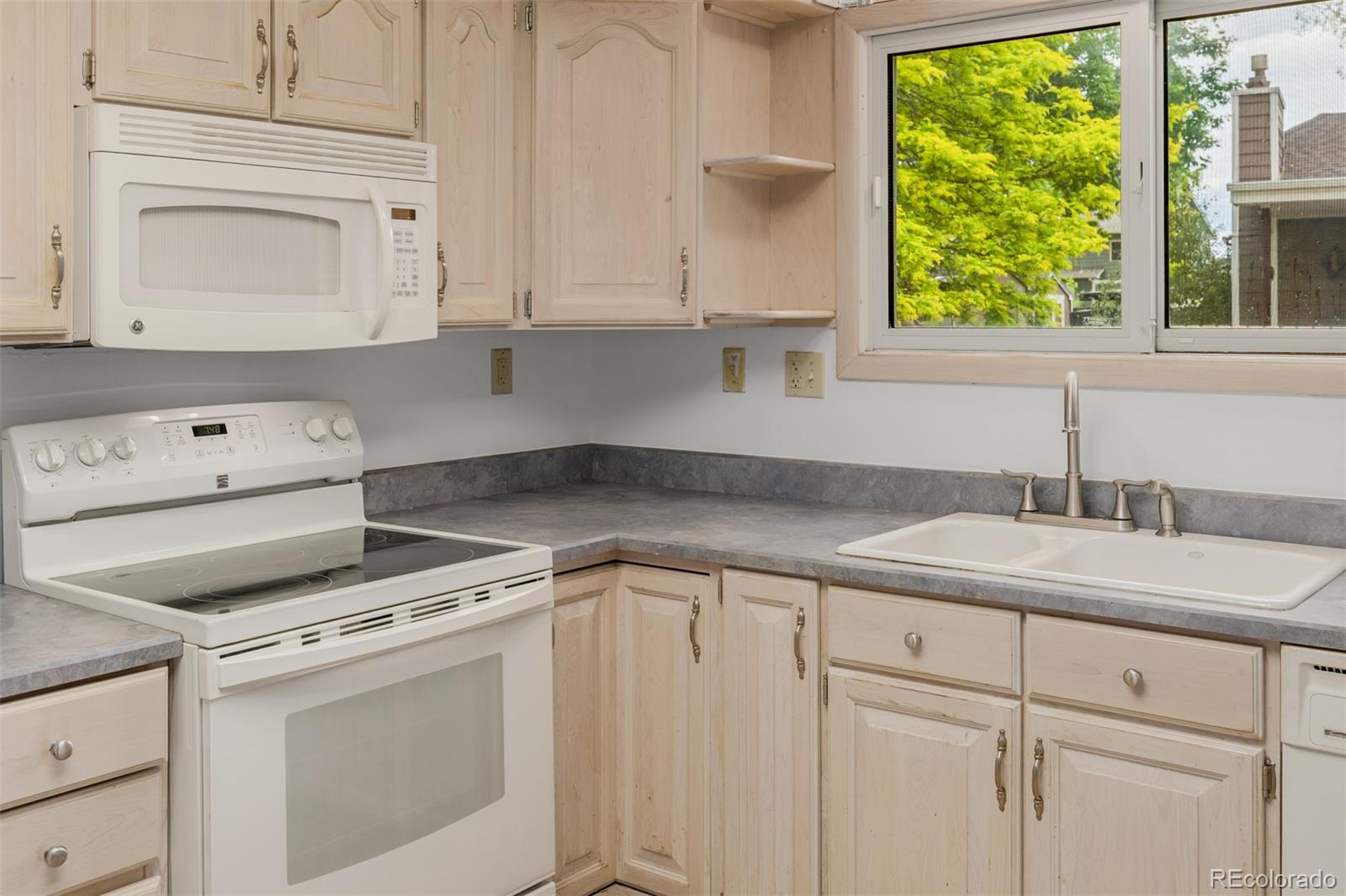 MLS Image #11 for 12319 w burgundy avenue,littleton, Colorado