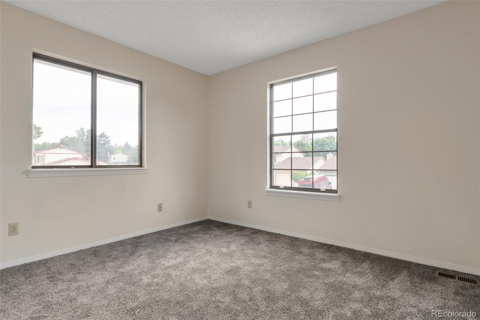 MLS Image #14 for 5138 s sedalia court,centennial, Colorado