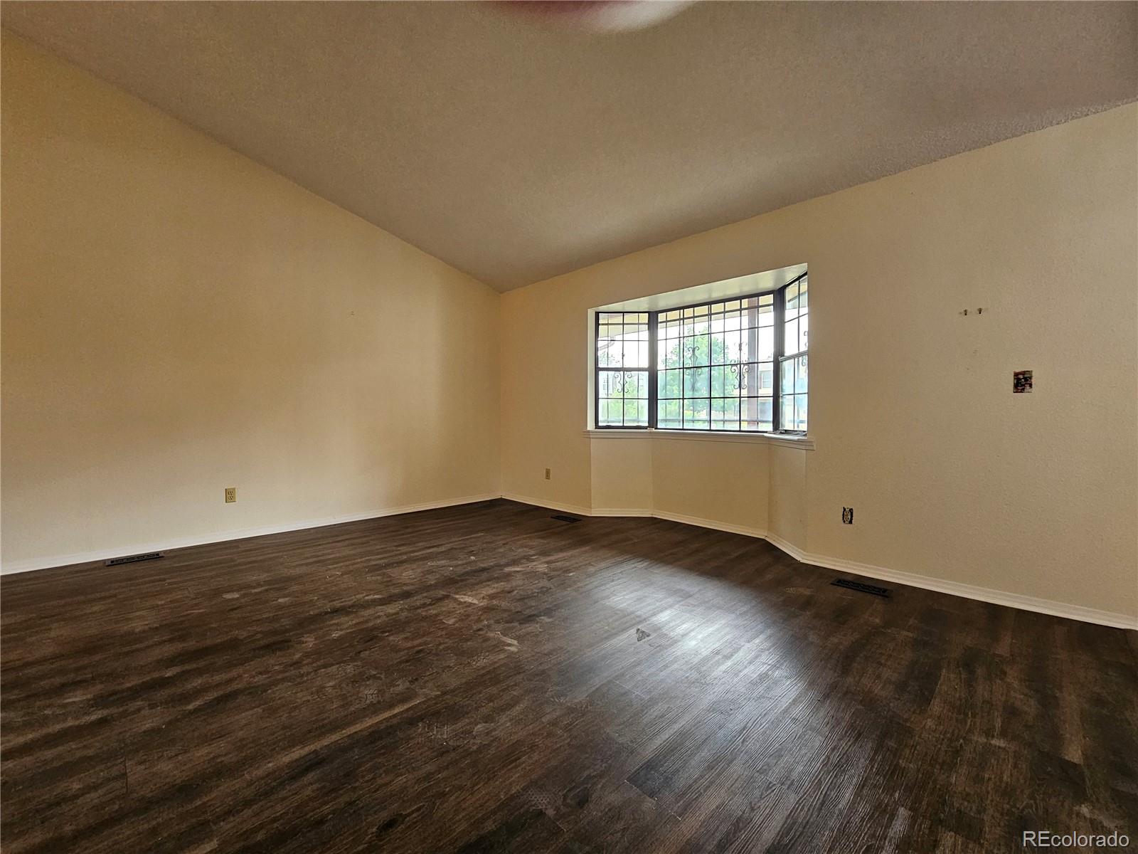 MLS Image #3 for 5138 s sedalia court,centennial, Colorado