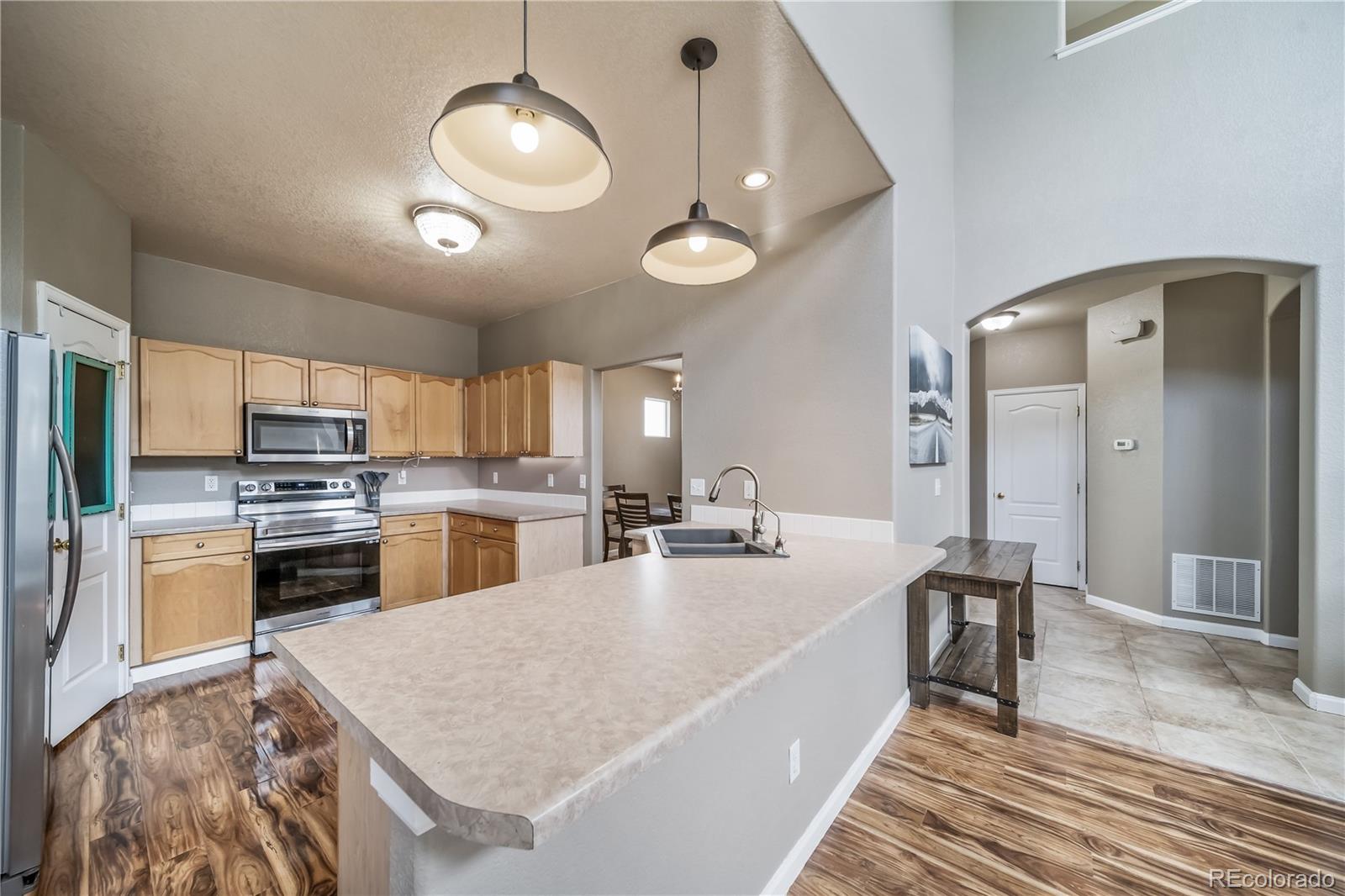 MLS Image #10 for 13152 e 104th drive,commerce city, Colorado