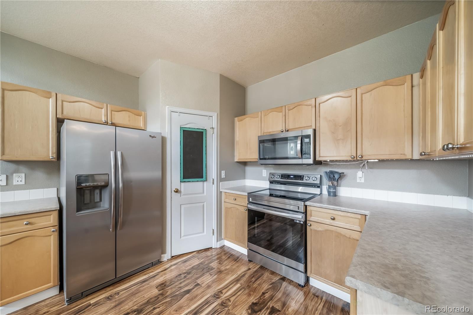 MLS Image #11 for 13152 e 104th drive,commerce city, Colorado