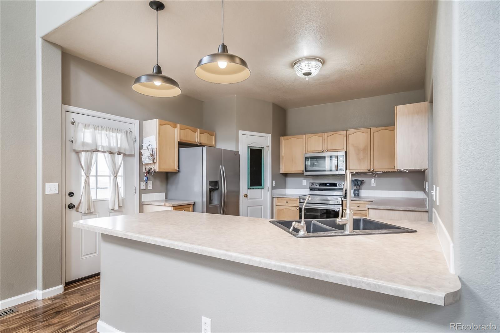 MLS Image #8 for 13152 e 104th drive,commerce city, Colorado