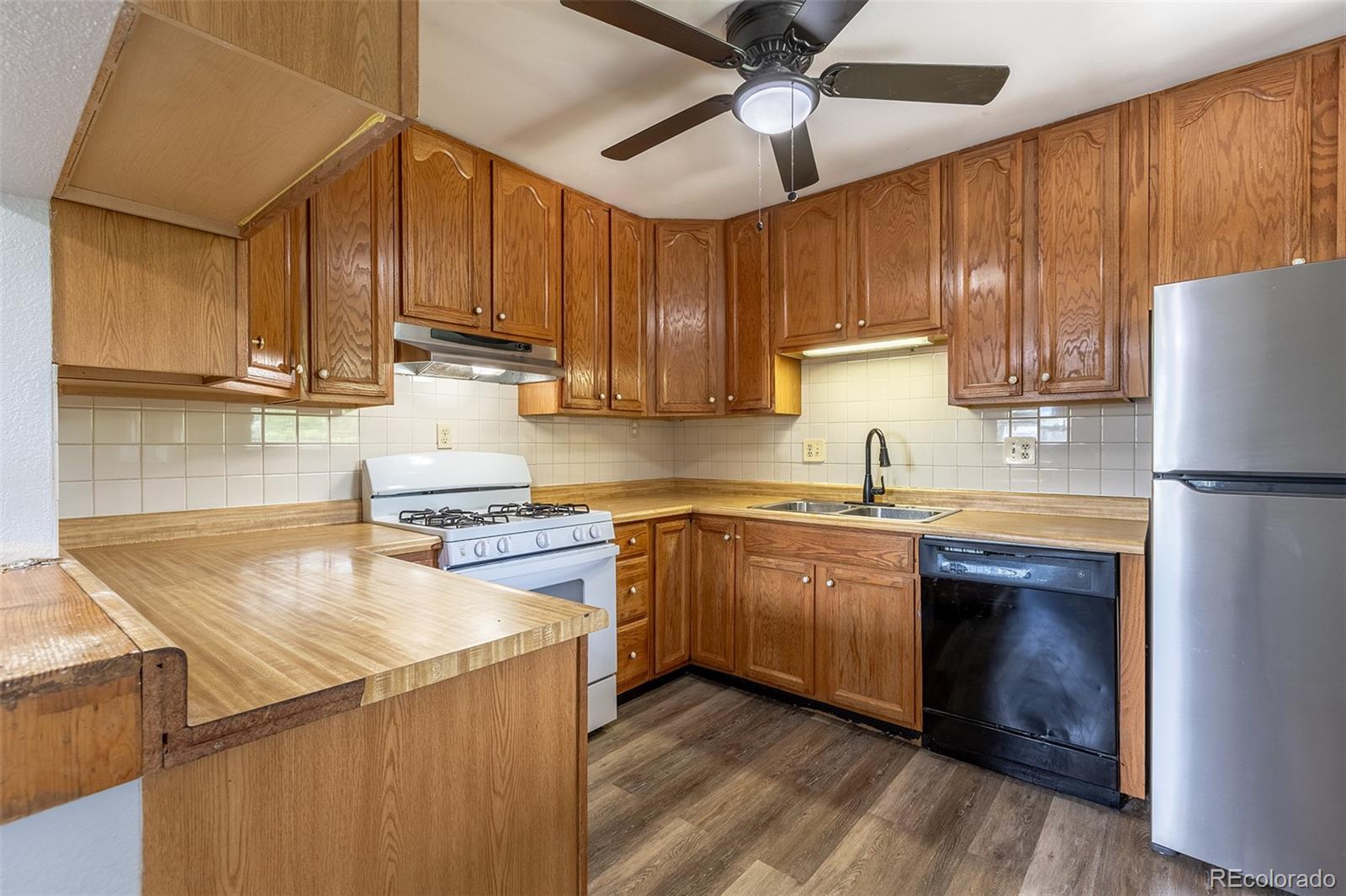 MLS Image #5 for 1099  wheeling street,aurora, Colorado