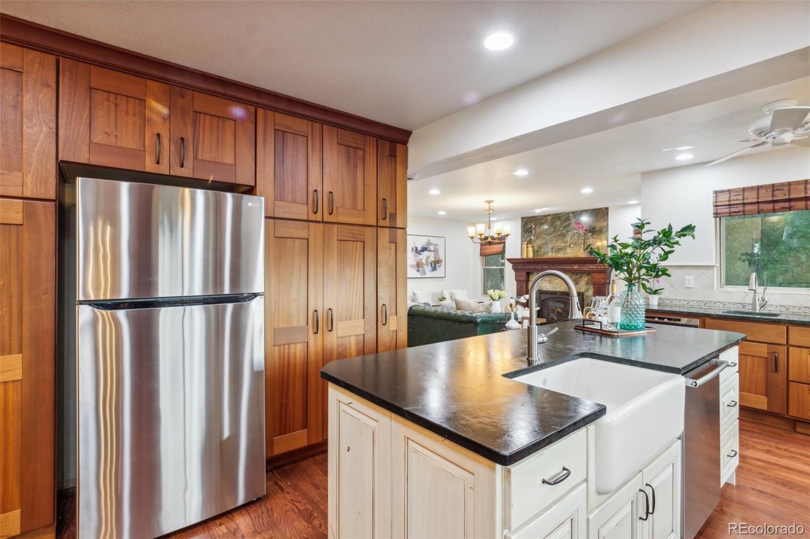 MLS Image #5 for 130  mobray court,colorado springs, Colorado
