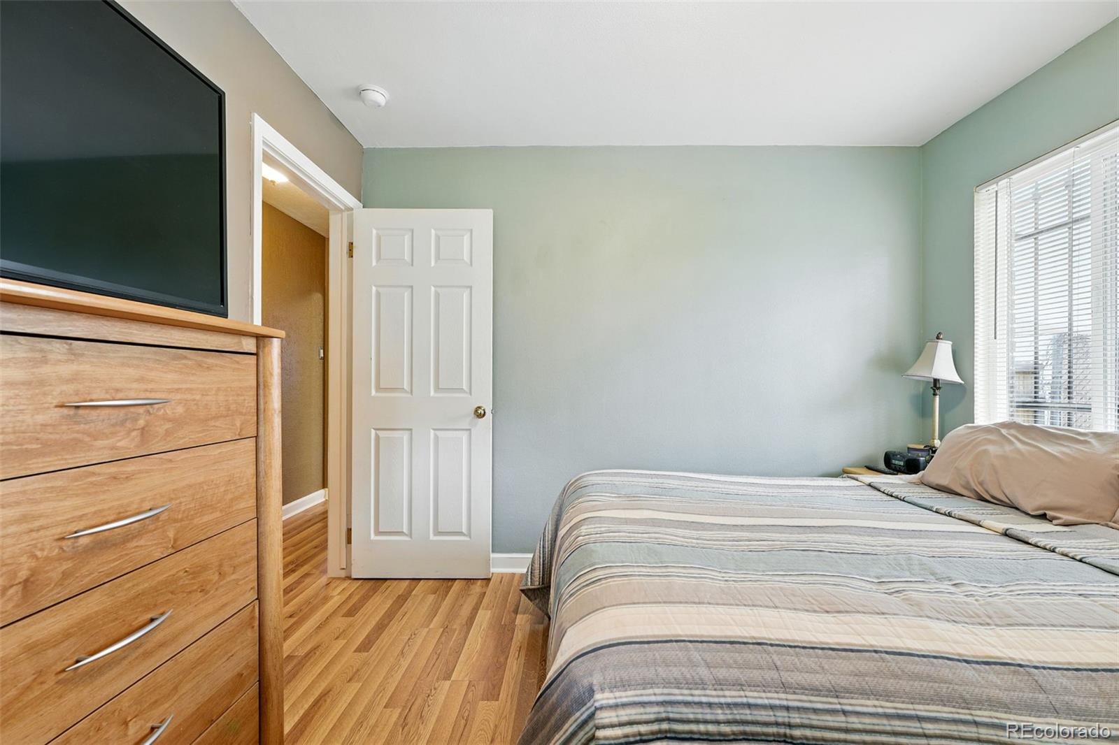 MLS Image #22 for 2461  niagara street,denver, Colorado