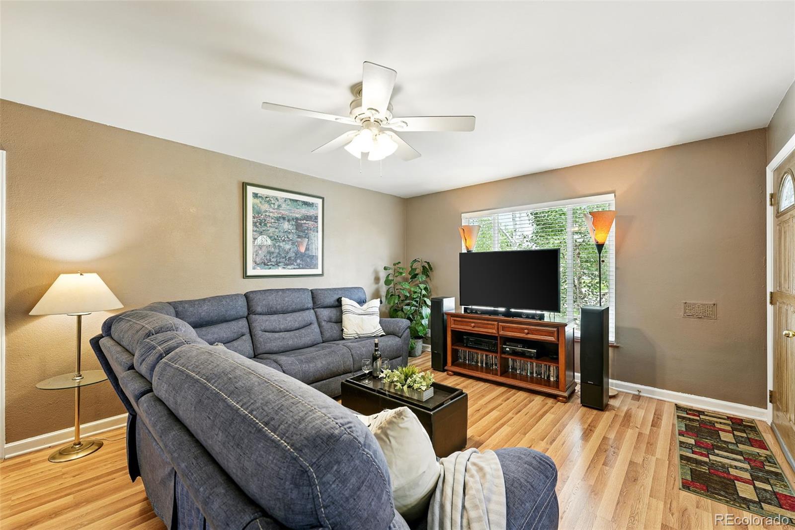 MLS Image #6 for 2461  niagara street,denver, Colorado