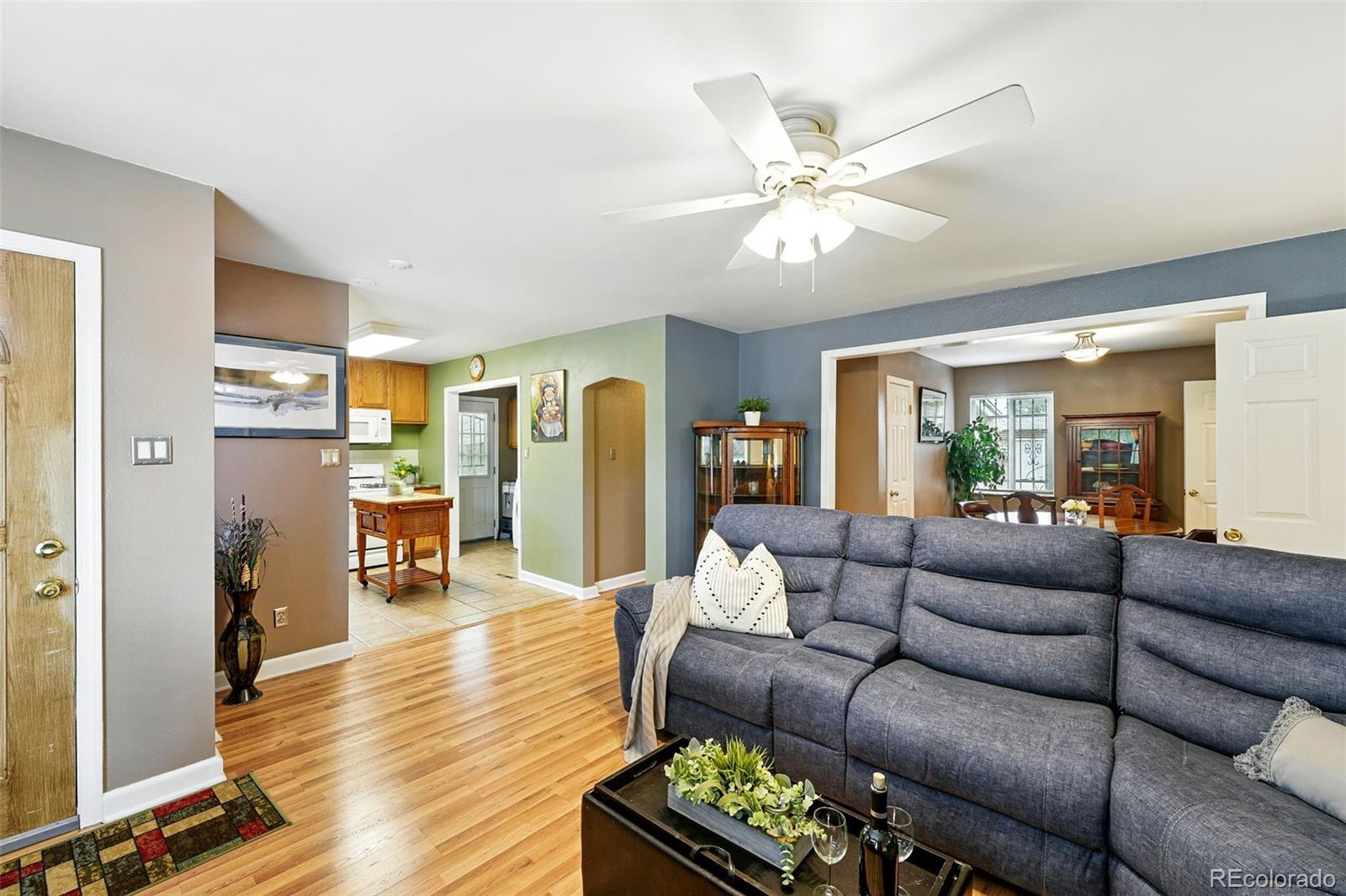 MLS Image #9 for 2461  niagara street,denver, Colorado