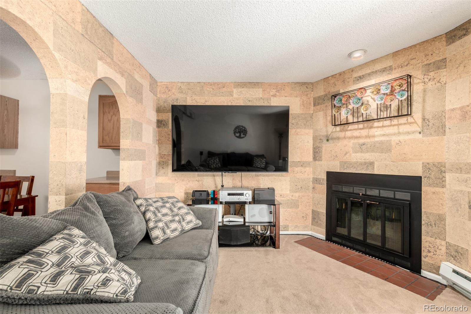 MLS Image #12 for 902 s yukon street,lakewood, Colorado