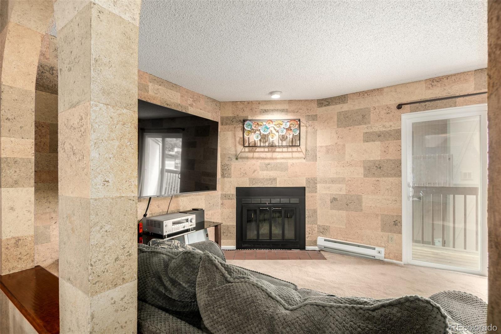 MLS Image #15 for 902 s yukon street,lakewood, Colorado