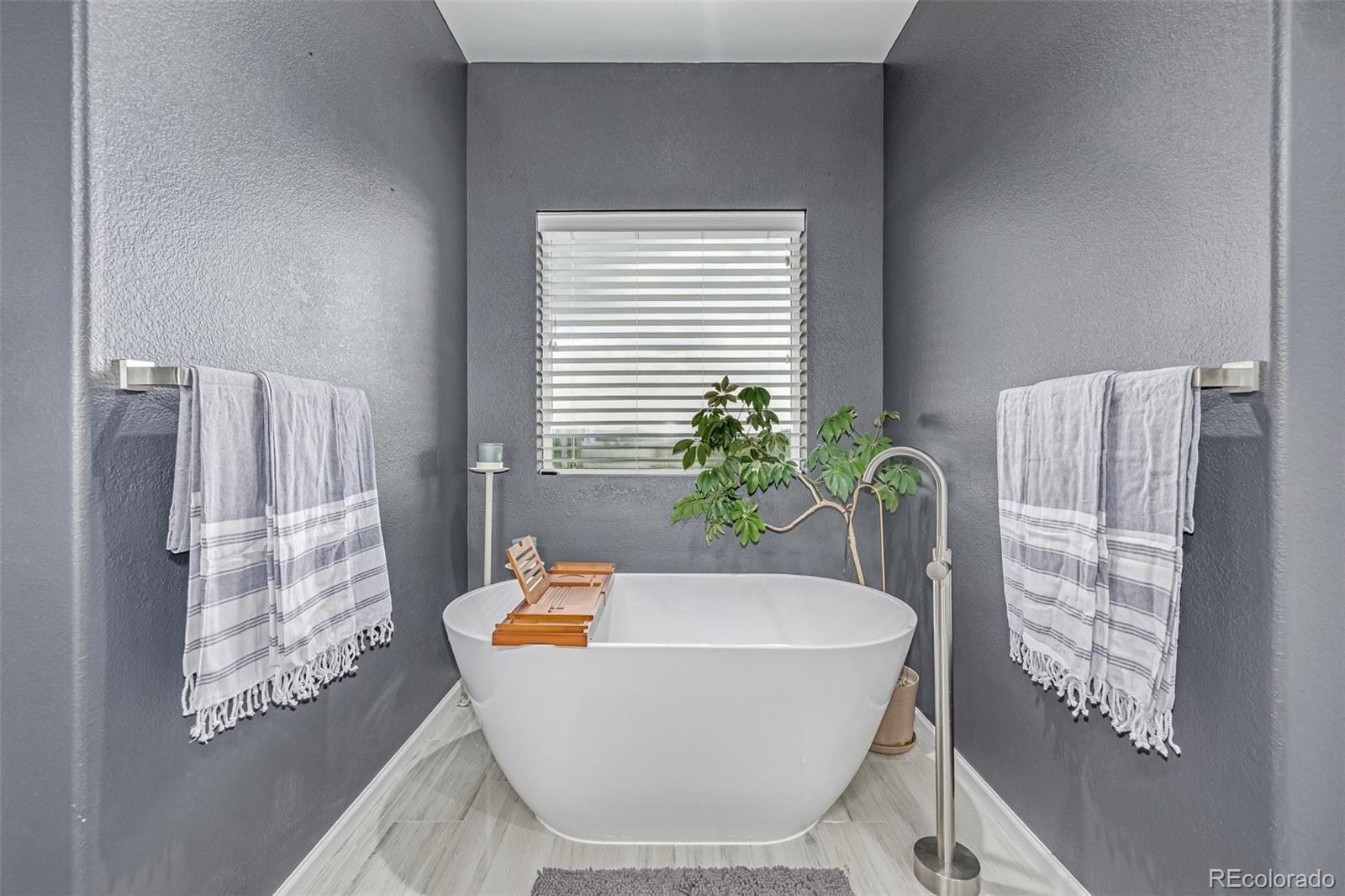MLS Image #15 for 28495  la donna vista lane,elizabeth, Colorado