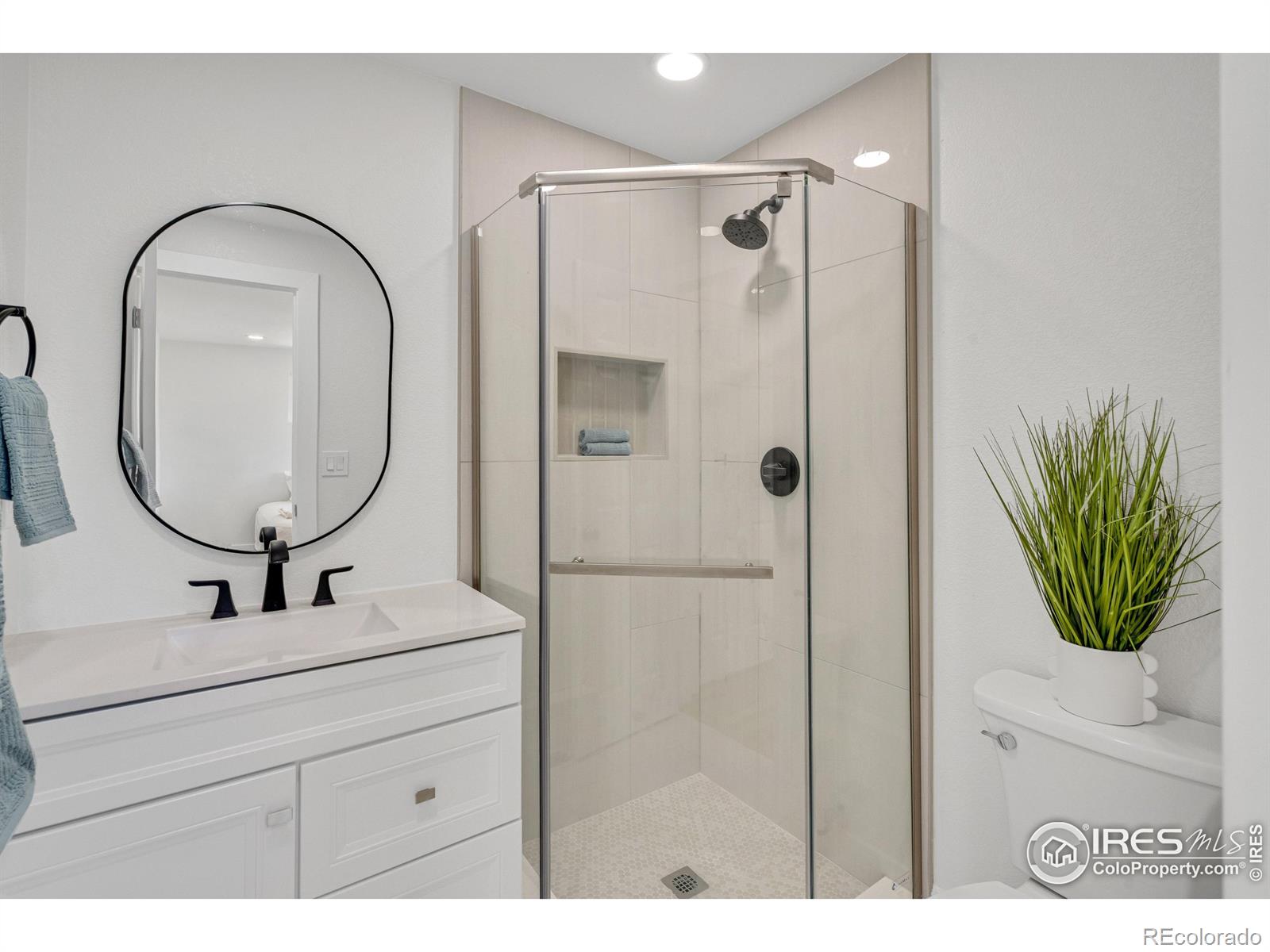 MLS Image #26 for 7826  joan drive,denver, Colorado