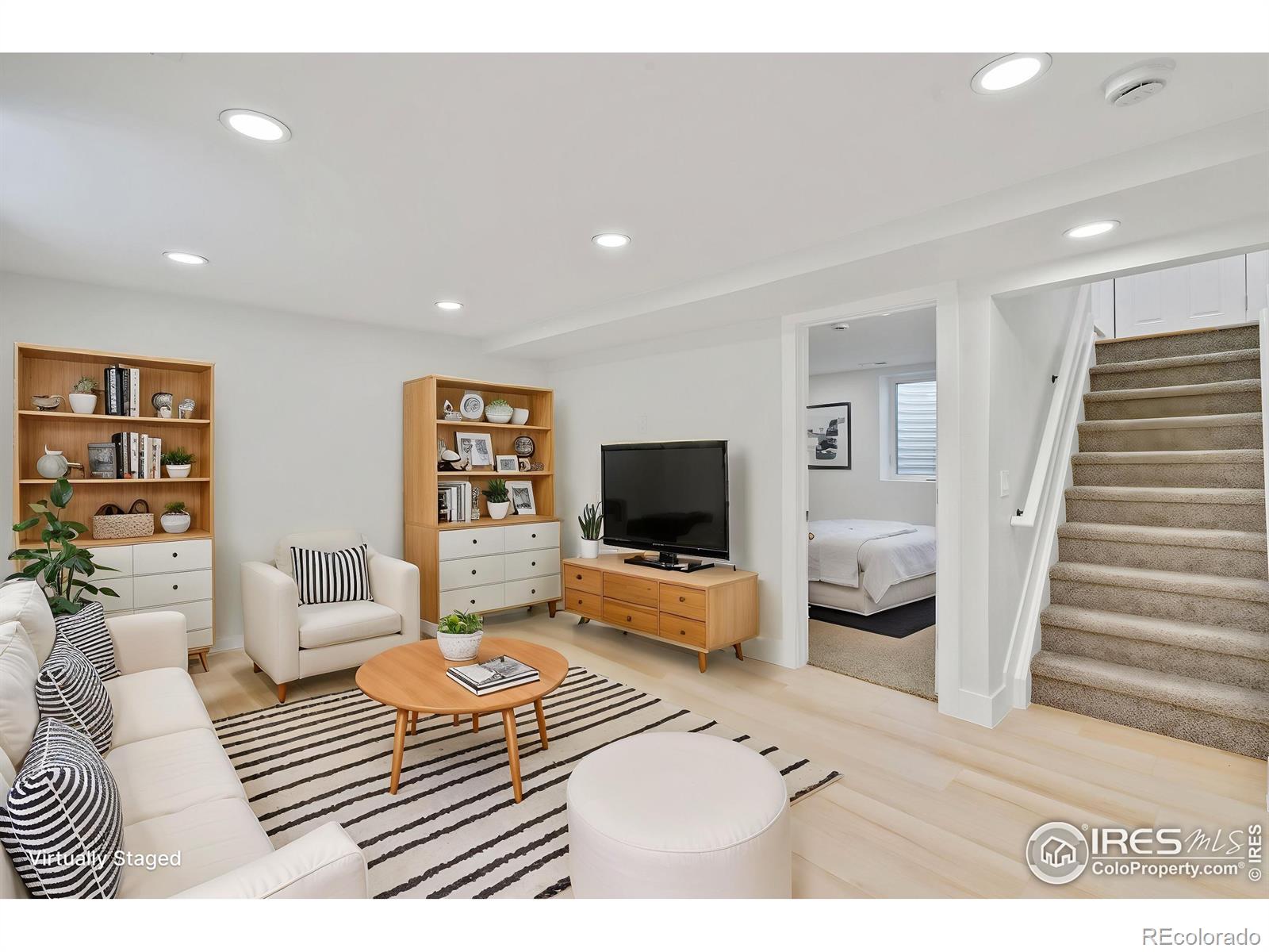 MLS Image #29 for 7826  joan drive,denver, Colorado