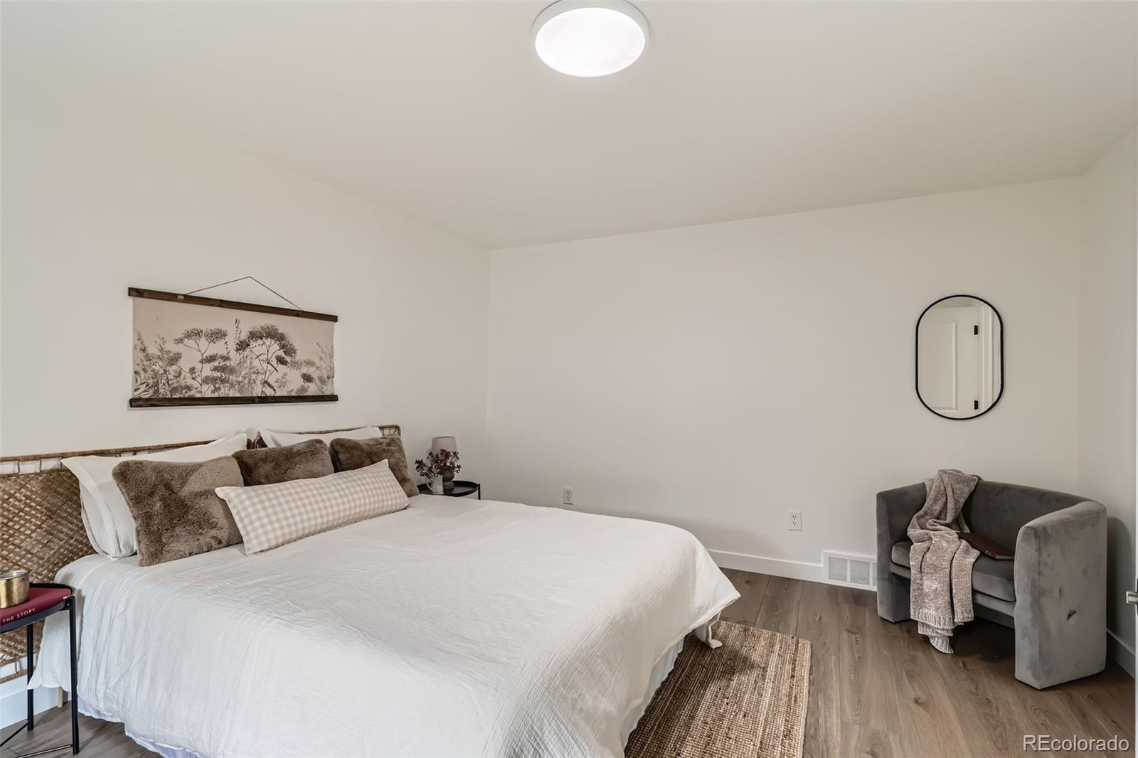 MLS Image #18 for 5147  saint paul street,denver, Colorado