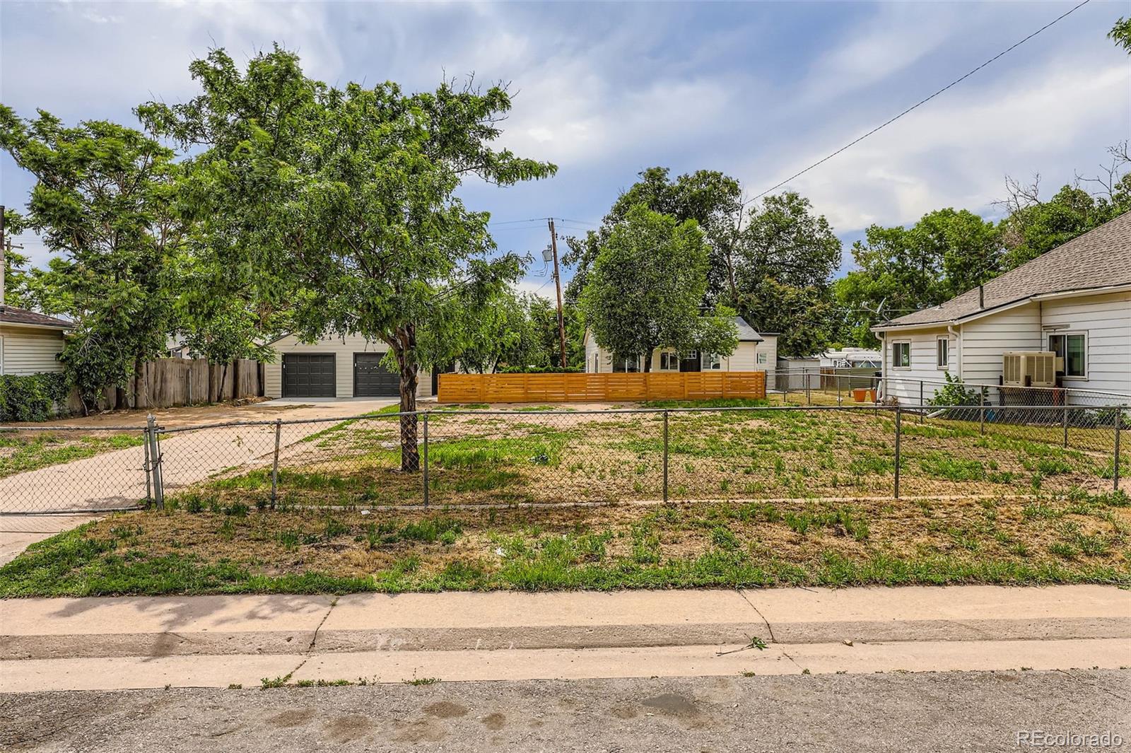 MLS Image #4 for 5147  saint paul street,denver, Colorado