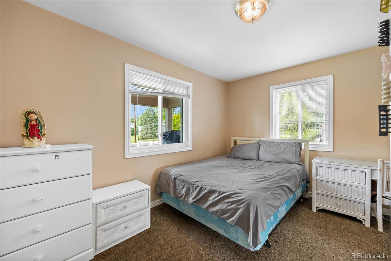 MLS Image #14 for 11192 e 7th avenue,aurora, Colorado