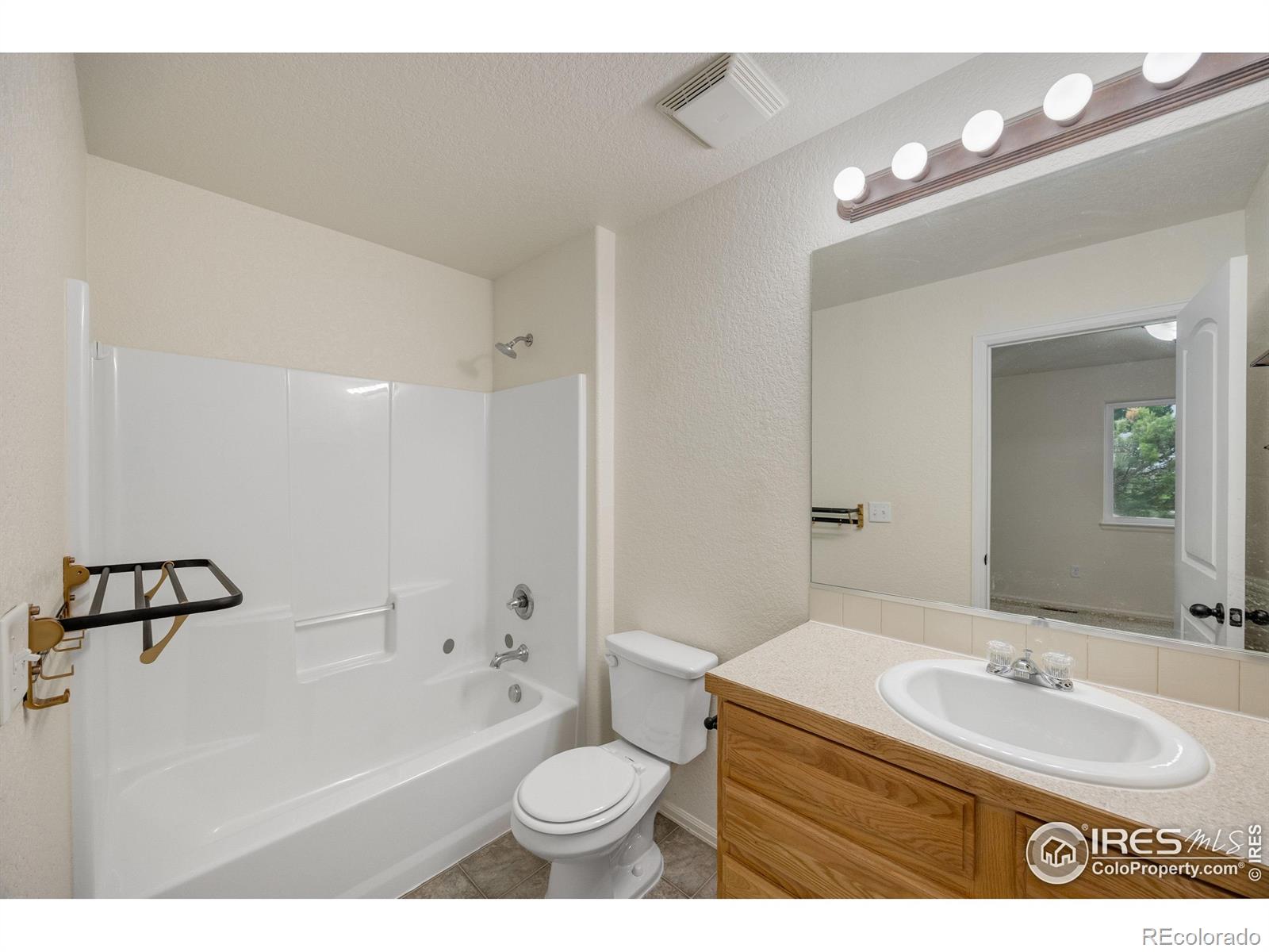 MLS Image #13 for 2327  sunbury lane,fort collins, Colorado