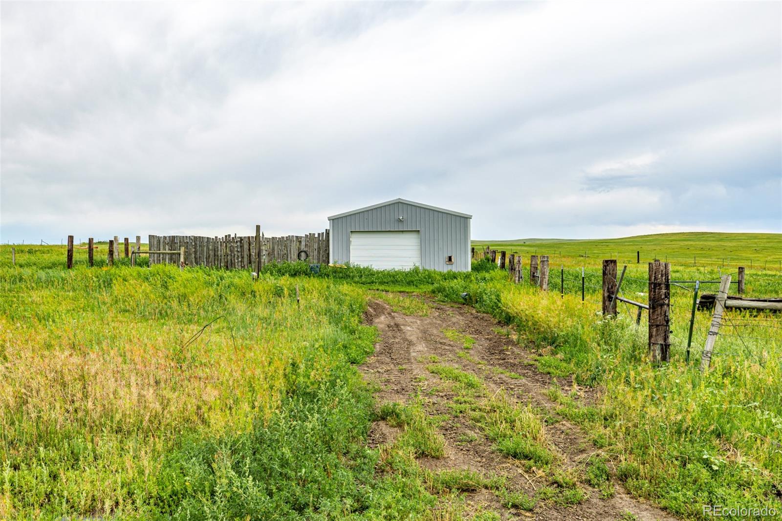 MLS Image #32 for 27190  private road 139 ,agate, Colorado
