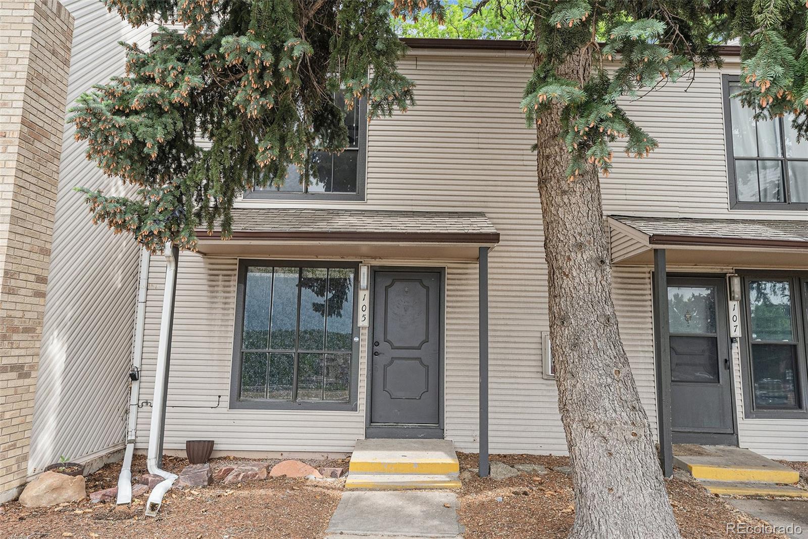 MLS Image #2 for 3550 s harlan street,denver, Colorado