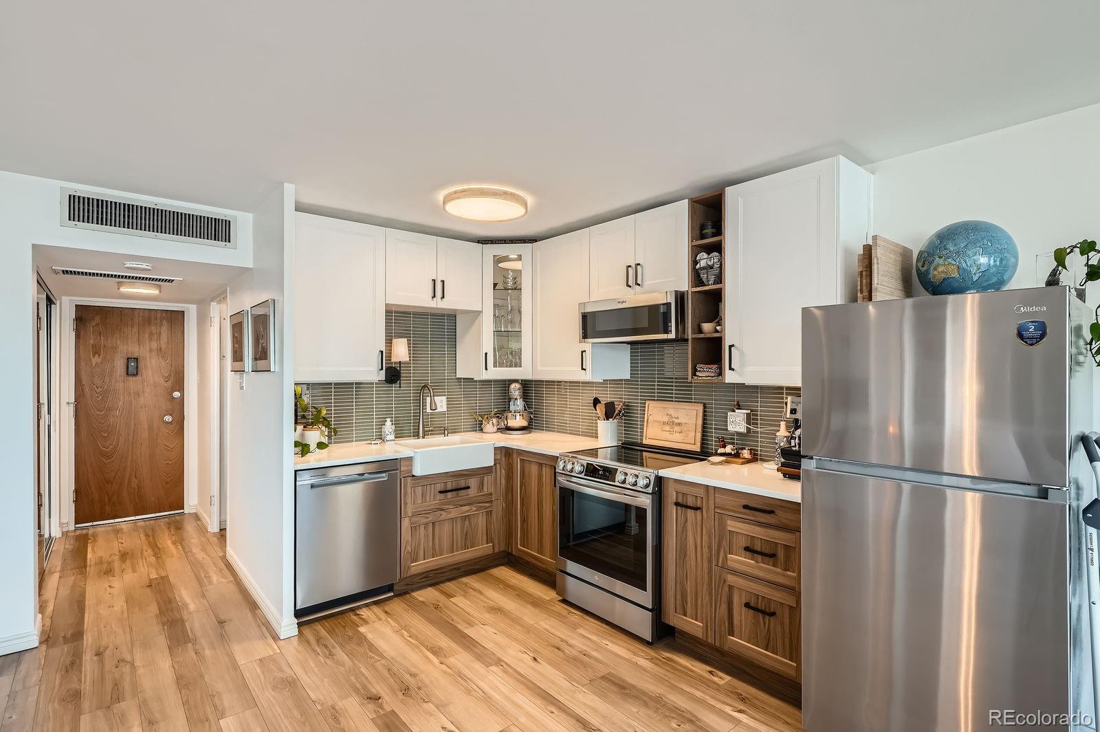 MLS Image #2 for 790 n washington street,denver, Colorado