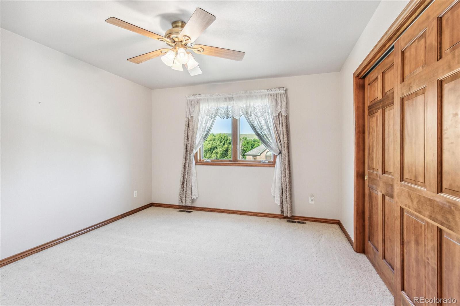 MLS Image #19 for 942  xenon court,golden, Colorado