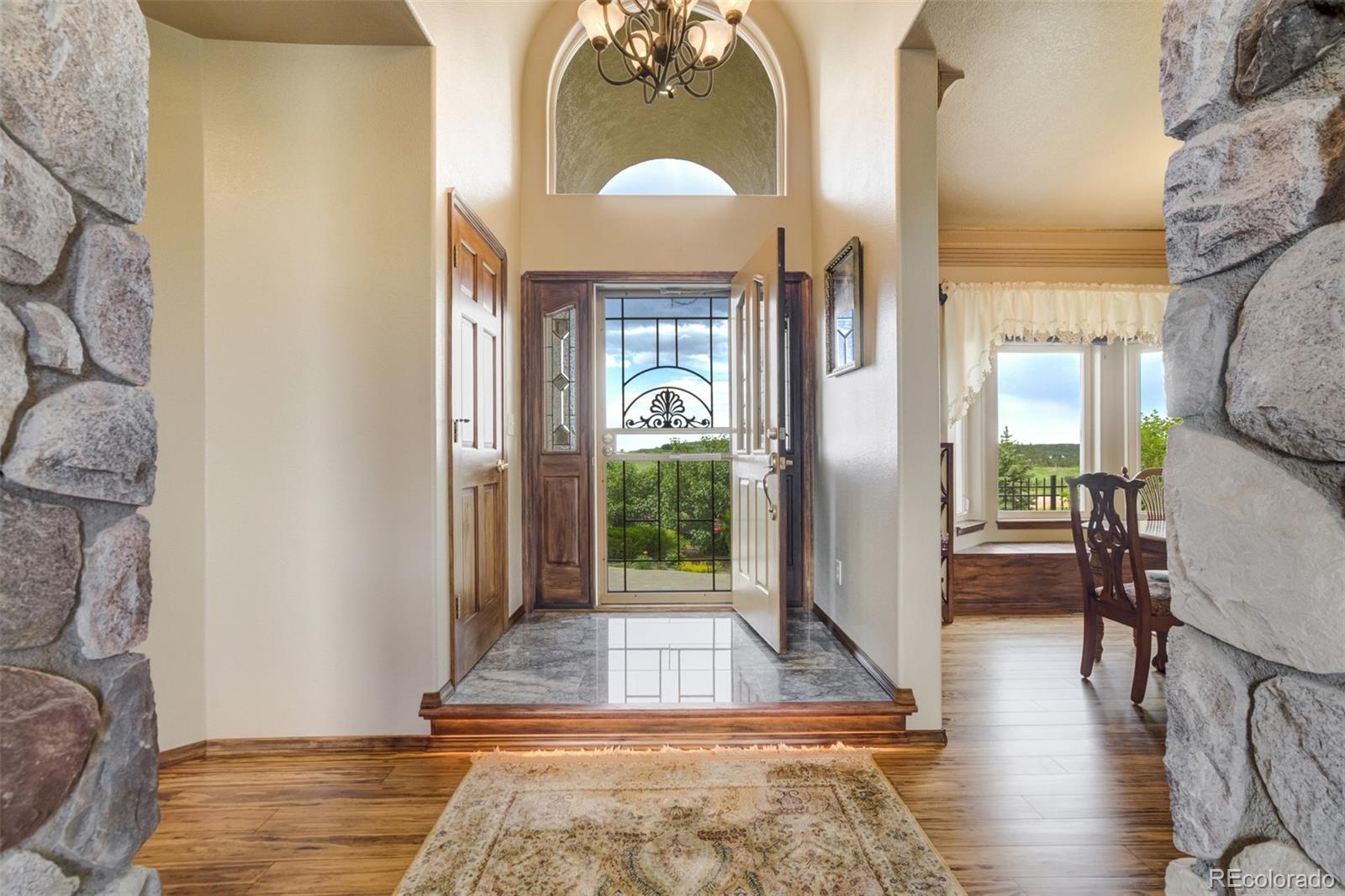 MLS Image #13 for 4170  plateau drive,colorado springs, Colorado