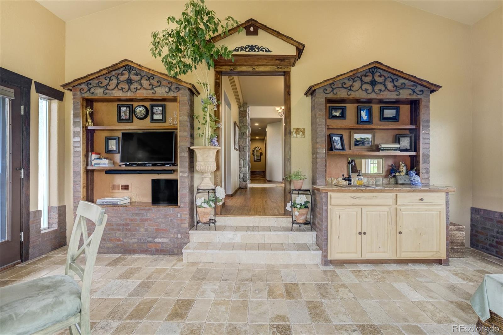 MLS Image #16 for 4170  plateau drive,colorado springs, Colorado
