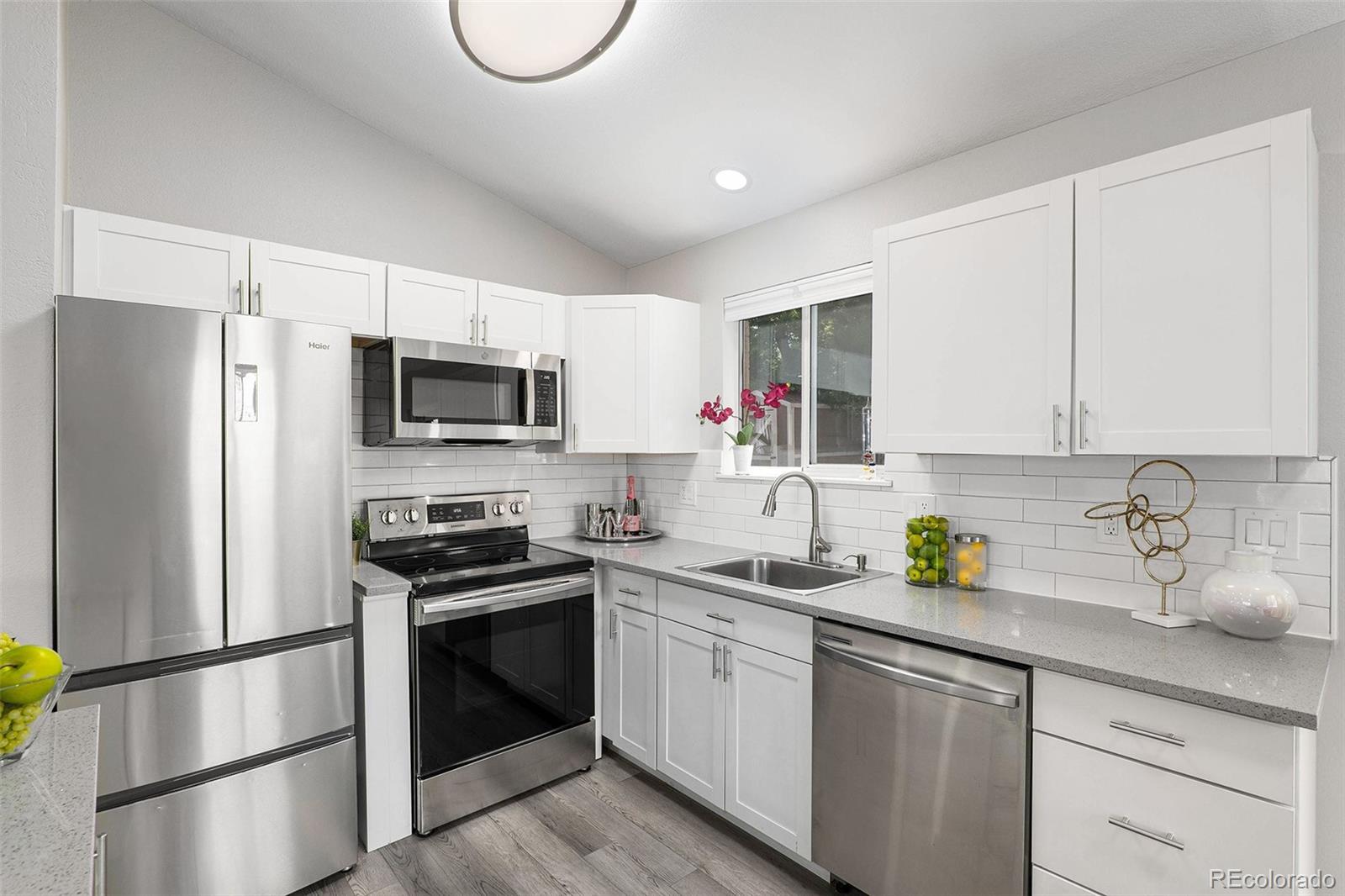 MLS Image #3 for 4149 s lewiston street,aurora, Colorado