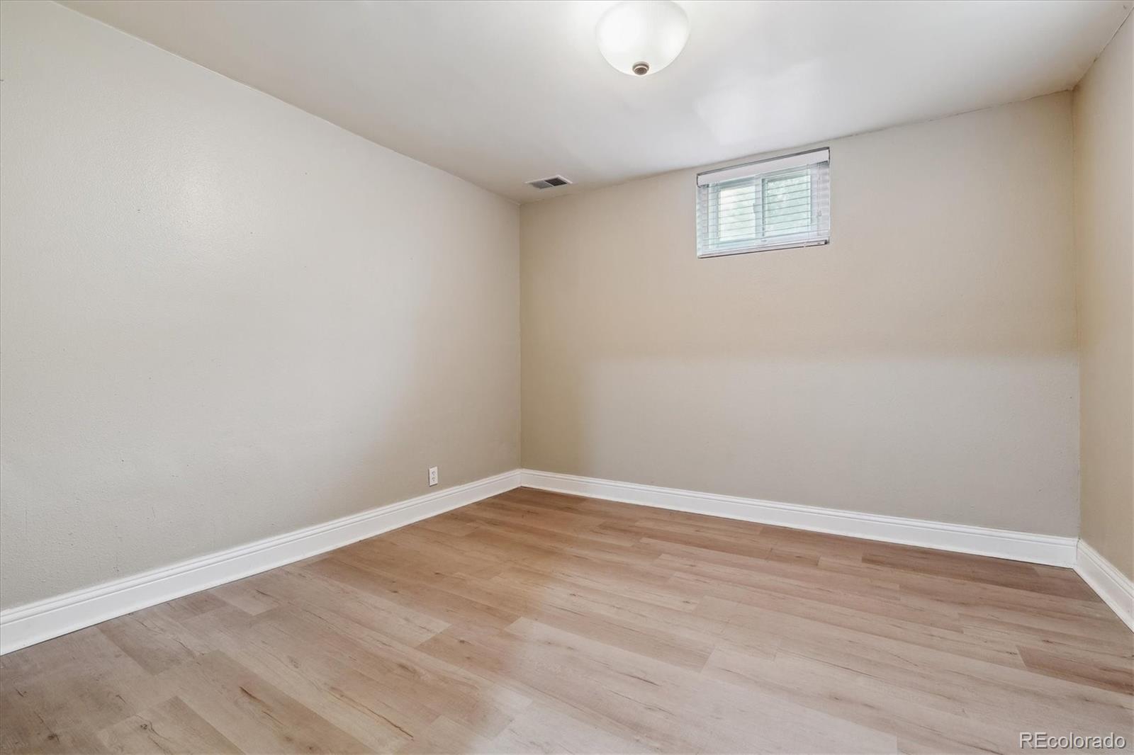 MLS Image #14 for 2731 s pearl street,englewood, Colorado