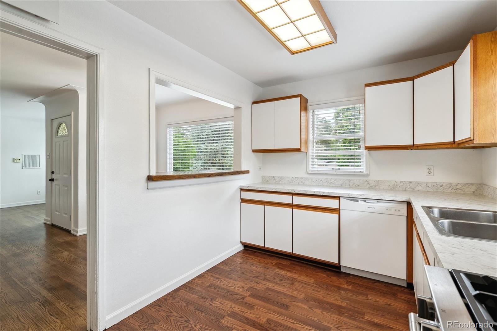 MLS Image #7 for 2731 s pearl street,englewood, Colorado