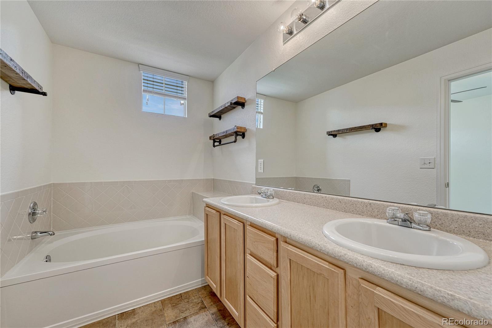 MLS Image #22 for 16051 e geddes drive,aurora, Colorado