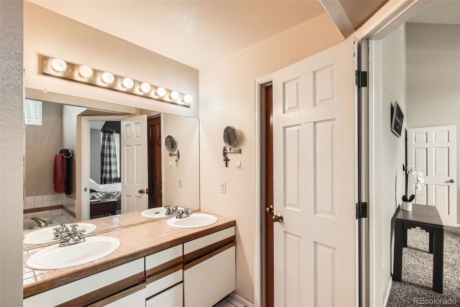 MLS Image #14 for 12013 w 56th circle,arvada, Colorado