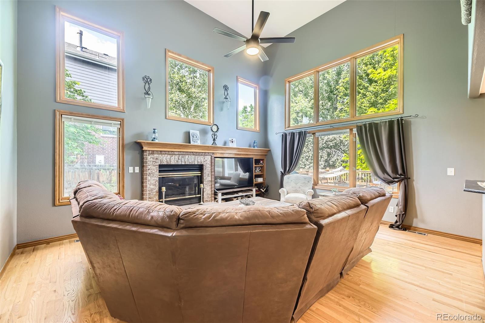 MLS Image #10 for 6588 s oak circle,littleton, Colorado