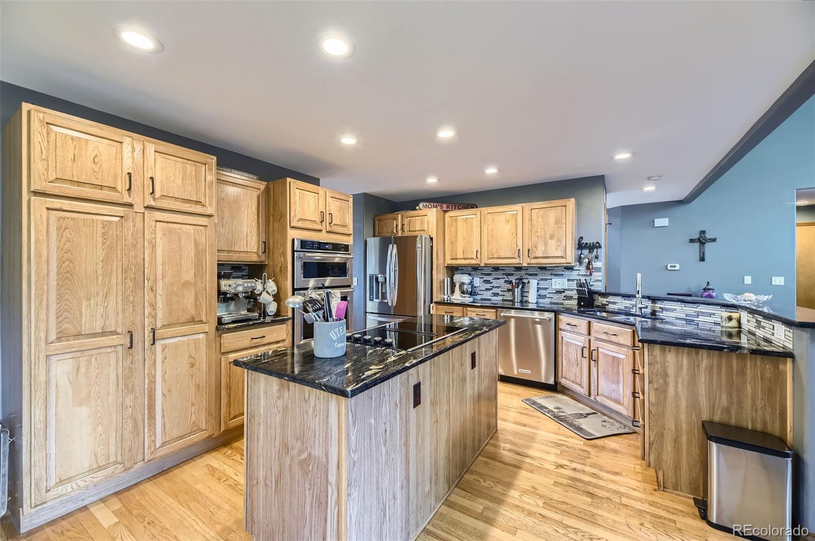 MLS Image #8 for 6588 s oak circle,littleton, Colorado