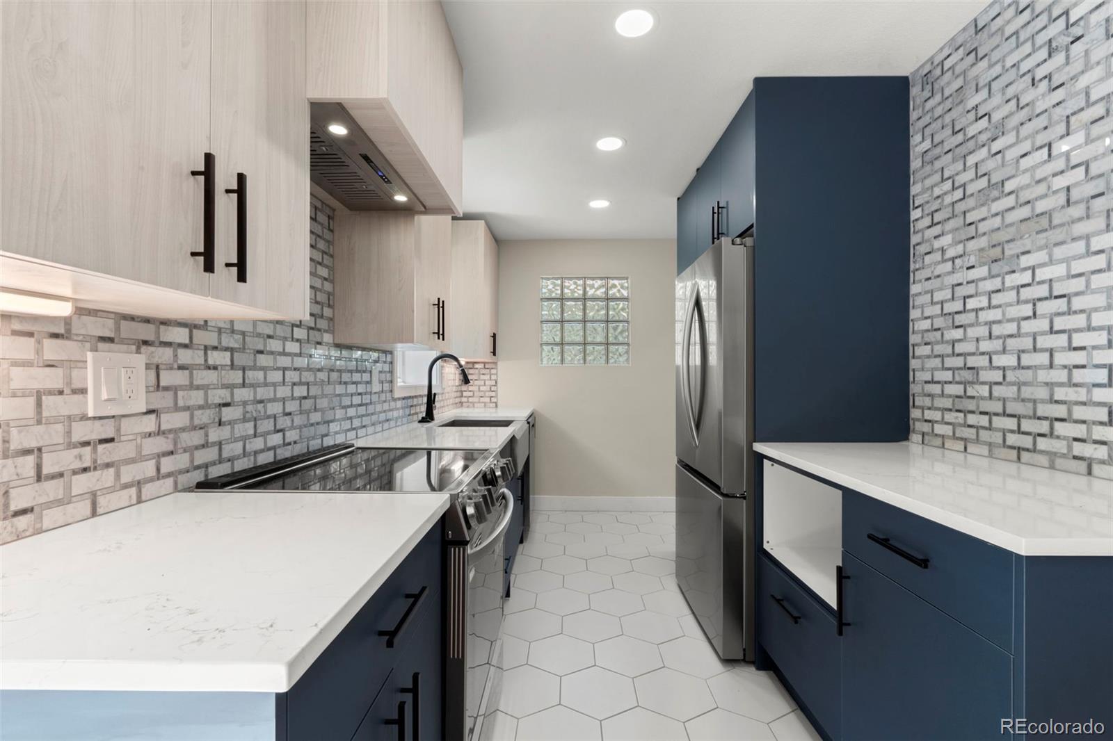 MLS Image #10 for 1045  locust street,denver, Colorado